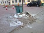 小區內建筑垃圾成堆