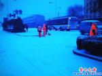 金牛山大街除雪隊(duì)伍感動(dòng)你我