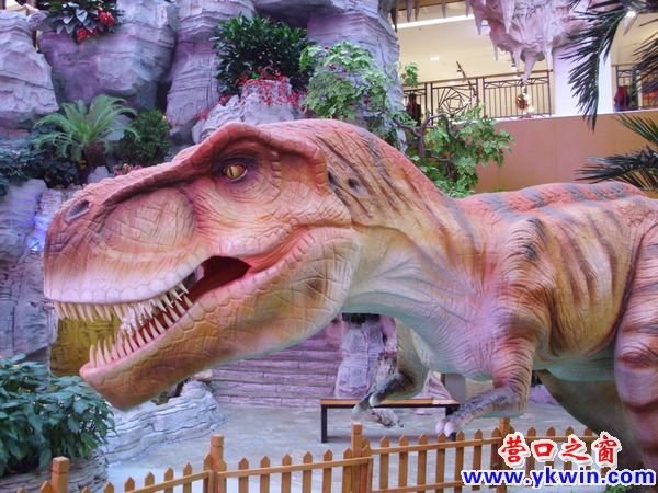 仿真侏羅紀古生物驚現營口