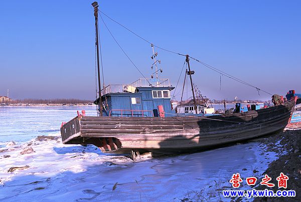 營口持續降溫  遼河一夜封凍