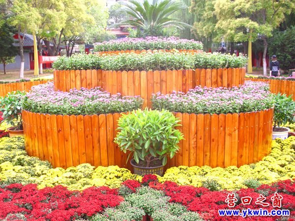 營口楞嚴寺公園新建花壇驚艷亮相