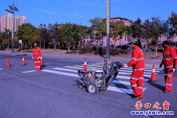 重新施劃標識線  營造交通新面貌