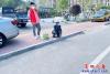 暖心！警車護送老人回家5