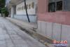 線纜垂落 行人擔心2