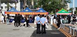 營口高考護航人，辛苦了